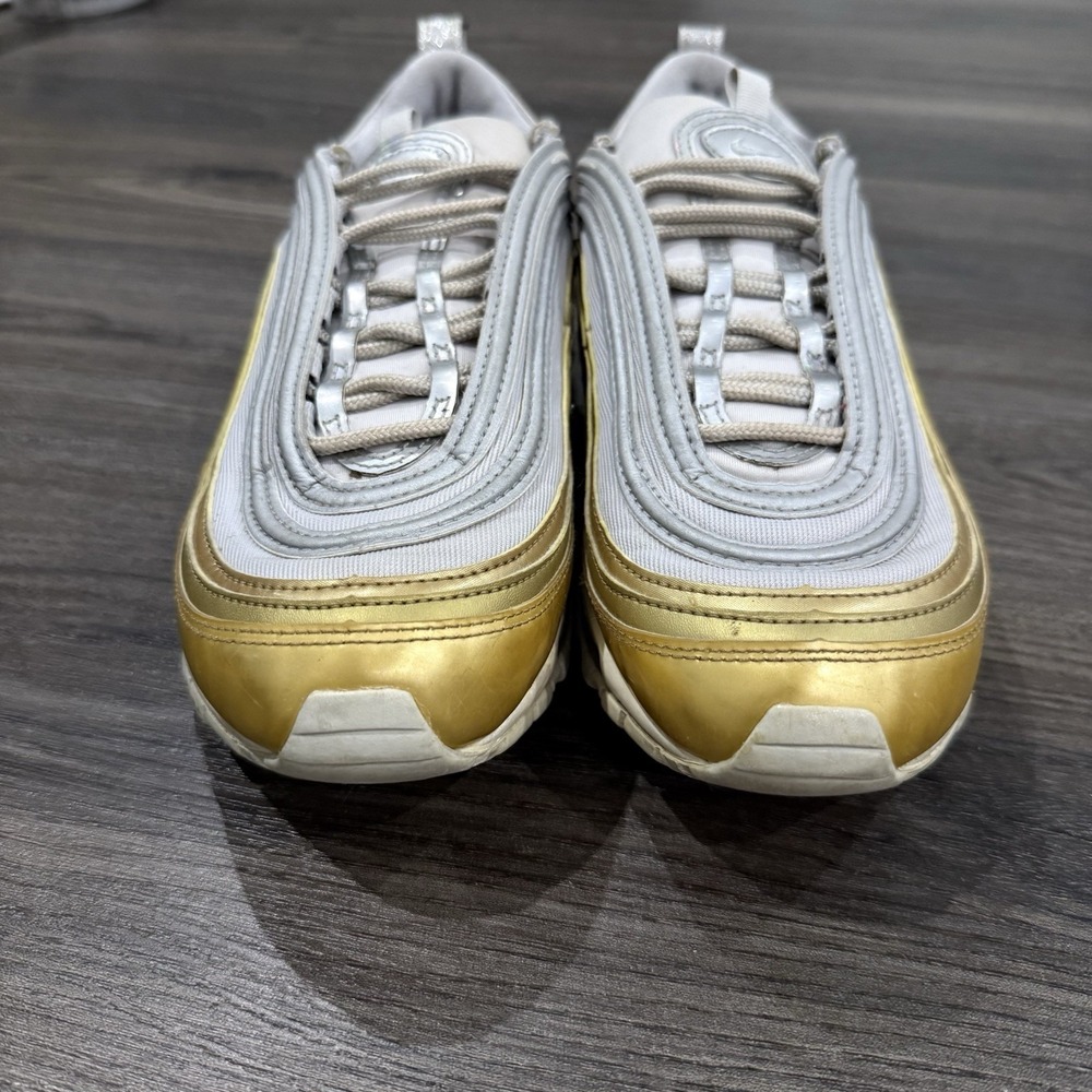Nike Air Max 97 SE Metallic Gold Silver Vast Grey Women's 8 - Picture 2 of 9